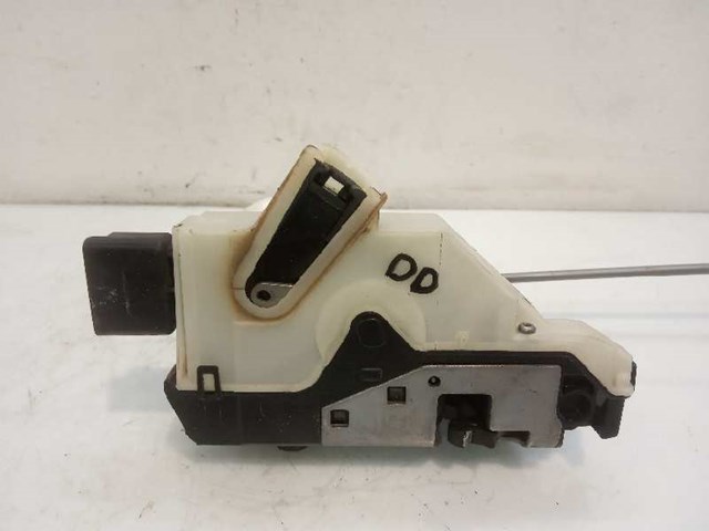 9136GR Cerradura de puerta delantera derecha  disponible Utrera