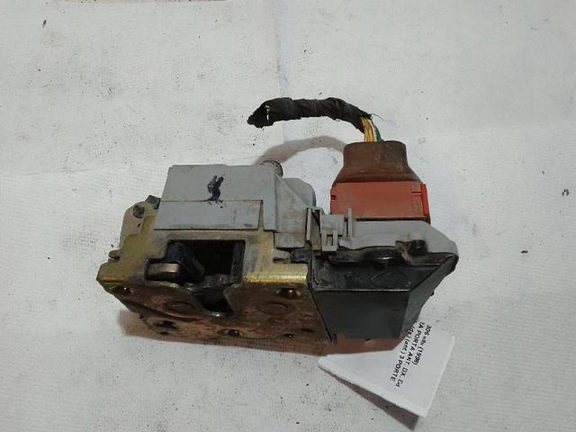 9136J0 PEUGEOT Cerradura de puerta delantera derecha  comprar en Oviedo