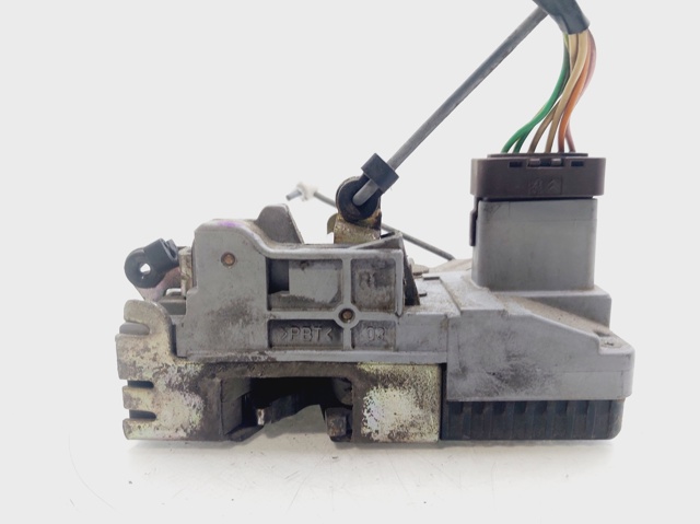 9136J1 Cerradura de puerta delantera derecha  disponible Burgos