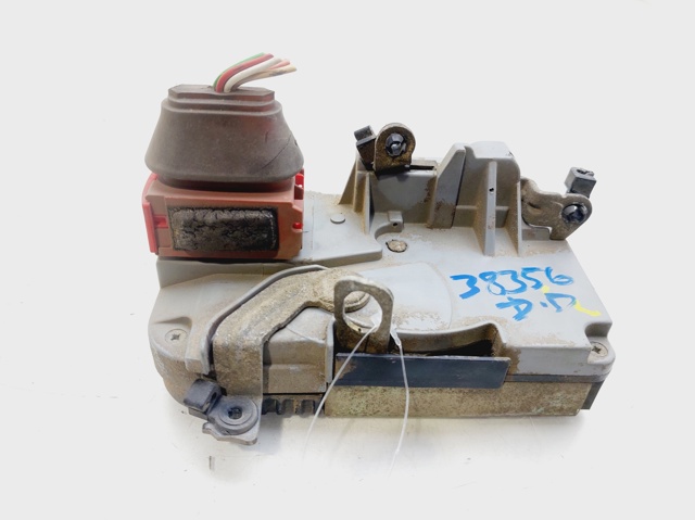 9136J1 PEUGEOT Cerradura de puerta delantera derecha  en stock Gandía