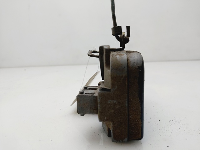 PEUGEOT 9136J1 Cerradura de puerta delantera derecha  en stock Salamanca