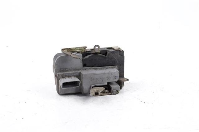 PEUGEOT 9136J2 Cerradura de puerta delantera derecha  comprar en Ponferrada