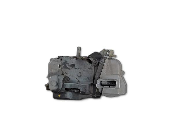 9136J3 Cerradura de puerta delantera derecha  disponible Málaga