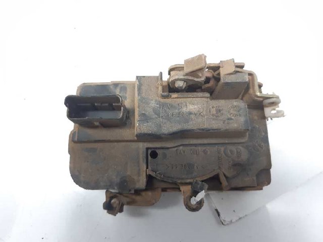 9136J4 Cerradura de puerta delantera derecha  en stock Sabadell