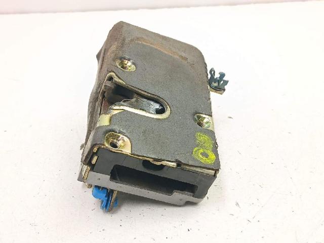 9136J6 Cerradura de puerta delantera derecha  comprar en Zaragoza