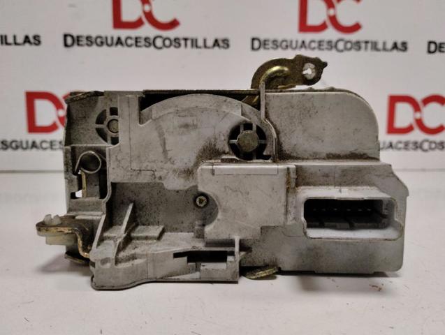 9136J9 Cerradura de puerta delantera derecha  comprar en Reus