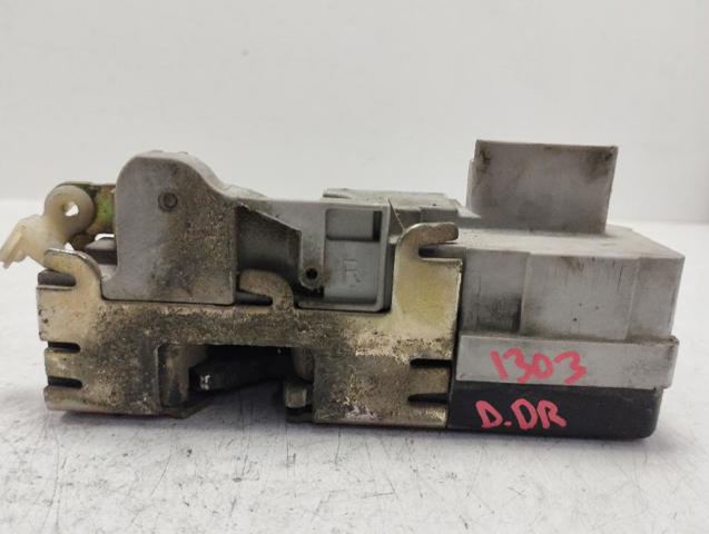 9136J9 PEUGEOT Cerradura de puerta delantera derecha  disponible Vigo