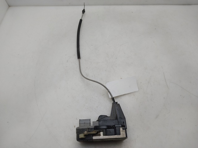 9136L2 PEUGEOT Cerradura de puerta delantera derecha  en stock Córdoba