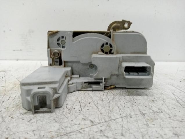 9136L2 Cerradura de puerta delantera derecha comprar Almería