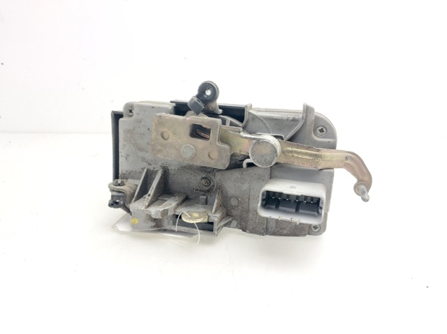 9136L8 Cerradura de puerta delantera derecha  comprar en Pontevedra