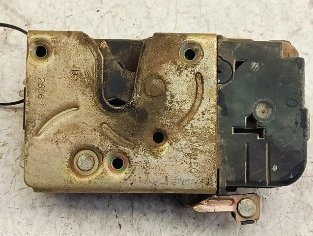 PEUGEOT 9136P7 Cerradura de puerta delantera derecha  comprar en Murcia