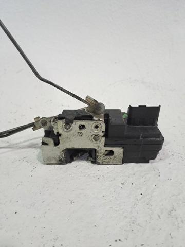 PEUGEOT 9136P7 Cerradura de puerta delantera derecha  en stock Terrassa