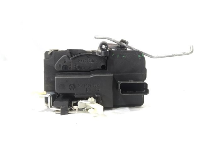 9136P7 Cerradura de puerta delantera derecha  en stock Sabadell