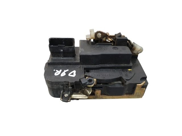 PEUGEOT 9136P7 Cerradura de puerta delantera derecha  disponible España