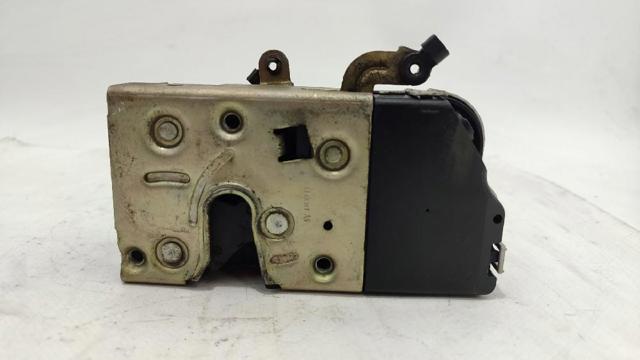 9136P7 PEUGEOT Cerradura de puerta delantera derecha  en stock Huelva