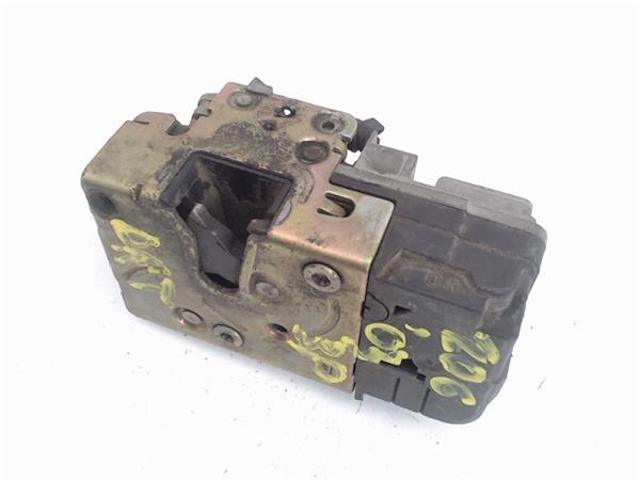 9136S7 Cerradura de puerta delantera derecha  comprar en Reus
