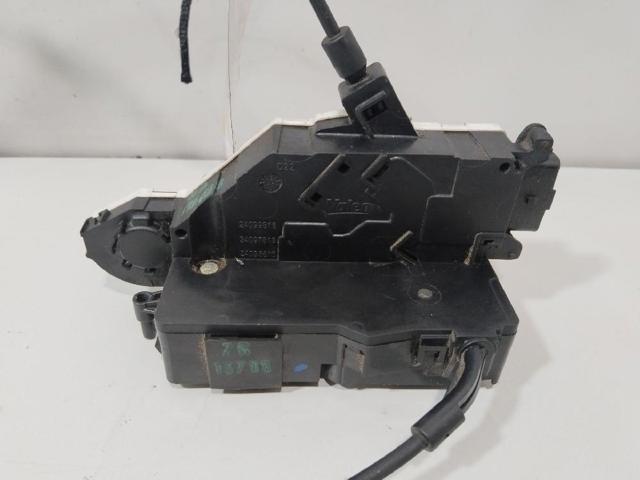 9136Y8 PEUGEOT Cerradura de puerta delantera derecha  en stock Córdoba