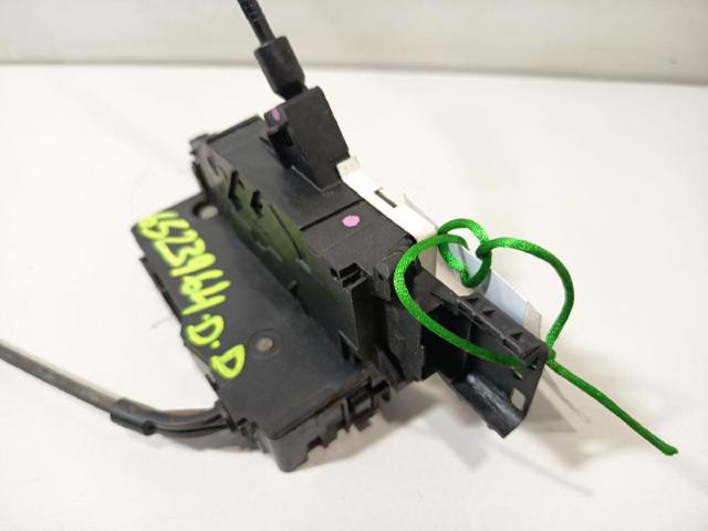 9136Y8 Cerradura de puerta delantera derecha  comprar en Zaragoza