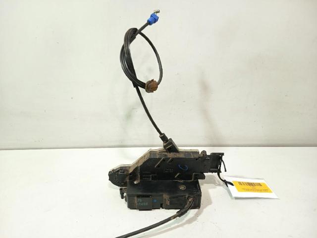 9136Y8 PEUGEOT Cerradura de puerta delantera derecha  en stock Córdoba