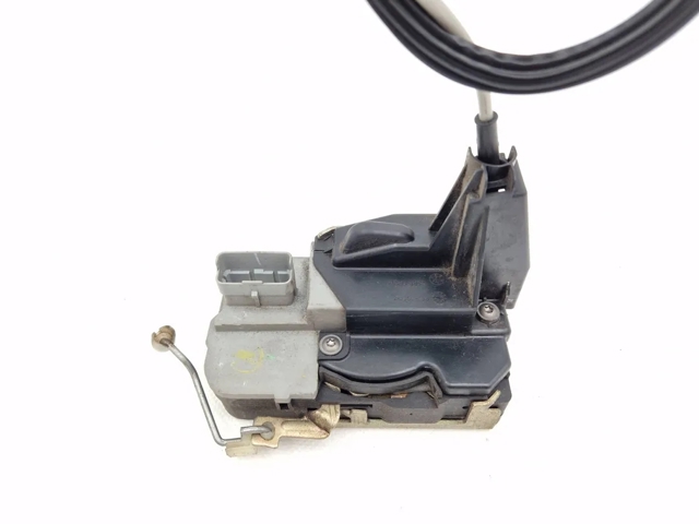 9136Z9 PEUGEOT Cerradura de puerta delantera derecha  en stock Córdoba