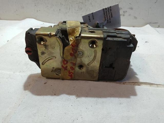 PEUGEOT 913856 Cerradura de la puerta trasera derecha  en stock Terrassa