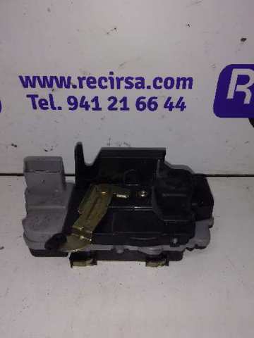 913894 PEUGEOT Cerradura de la puerta trasera derecha  disponible Alicante
