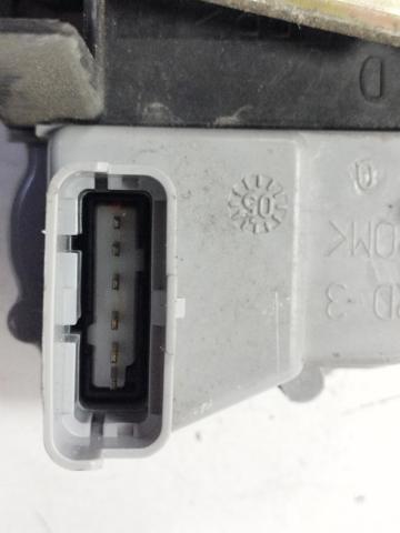 913894 PEUGEOT Cerradura de la puerta trasera derecha  disponible Alicante