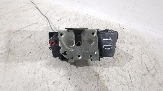 913894 PEUGEOT Cerradura de la puerta trasera derecha comprar Bilbao