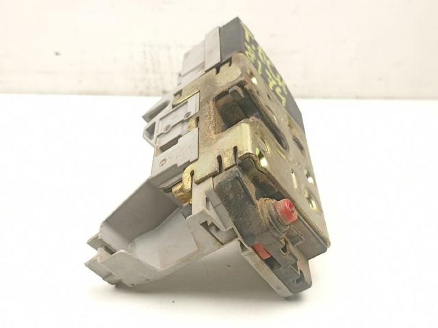 9138C0 Cerradura de la puerta trasera derecha comprar Sevilla