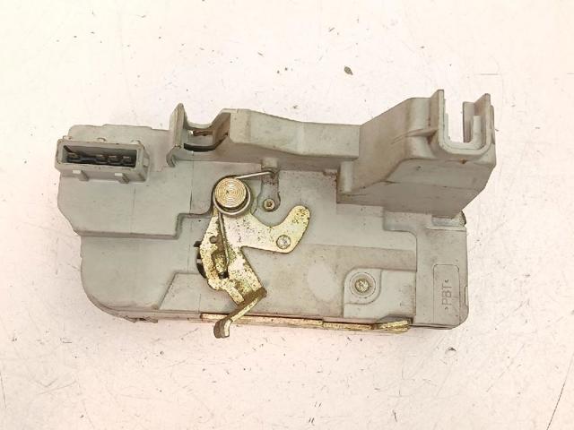 9138C0 Cerradura de la puerta trasera derecha  comprar en Reus