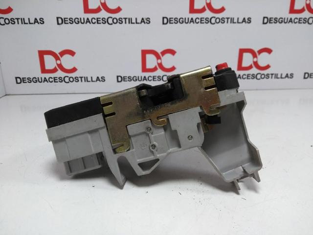 PEUGEOT 9138G0 Cerradura de la puerta trasera derecha  en stock Terrassa