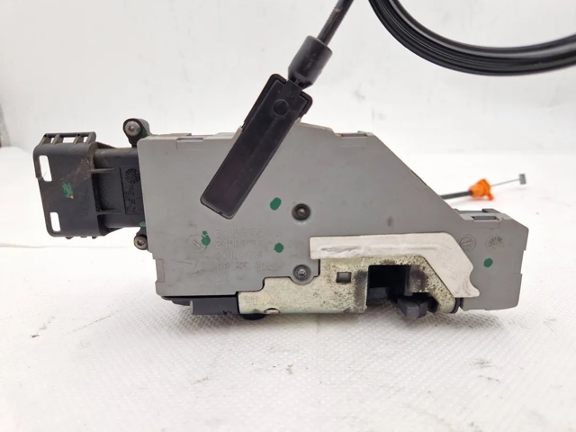 9138J8 PEUGEOT Cerradura de la puerta trasera derecha  en stock Córdoba