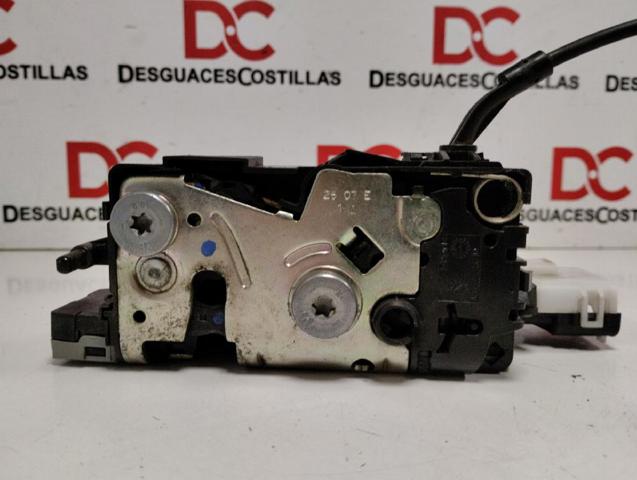 9138J9 Cerradura de la puerta trasera derecha  en stock Castellón