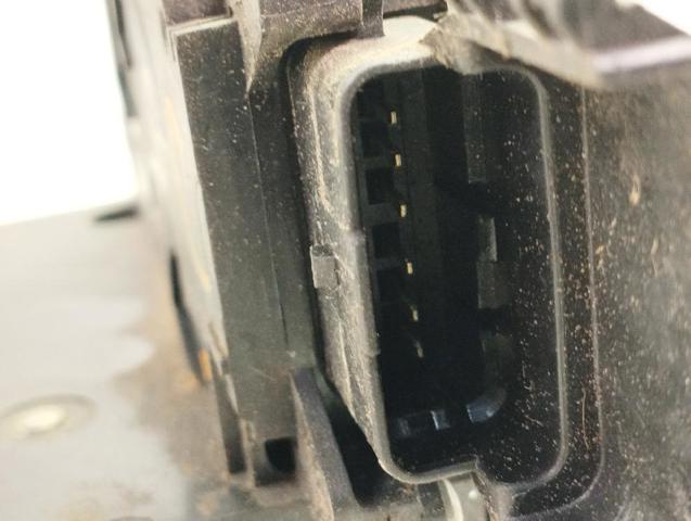 PEUGEOT 9138J9 Cerradura de la puerta trasera derecha  en stock Salamanca