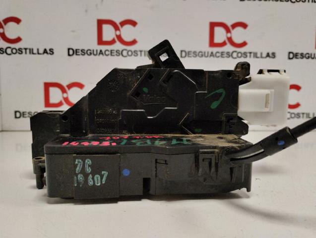 9138J9 PEUGEOT Cerradura de la puerta trasera derecha  en stock Córdoba