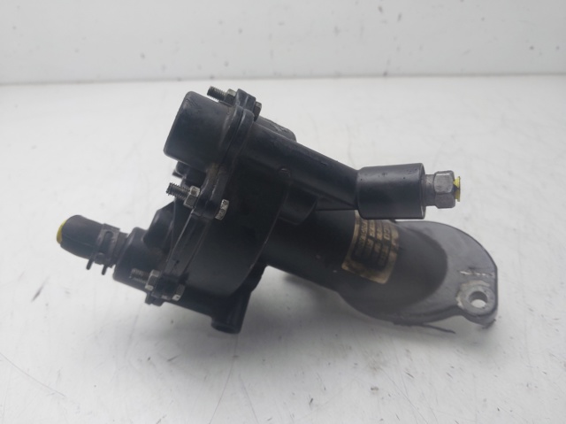 FORD 9140050600 Bomba de vacío  disponible Valladolid
