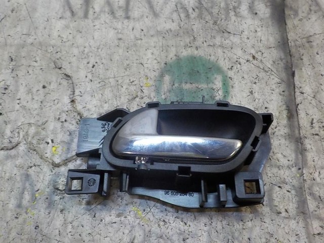 PEUGEOT 9143Q1 Manija interior de puerta delantera izquierda  en stock Valencia