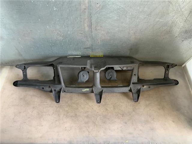 Comprar Panel de soporte del radiador y montaje de faros Volvo V70 I LV a bajo precio