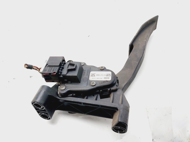 Pedal de acelerador Opel Astra F69