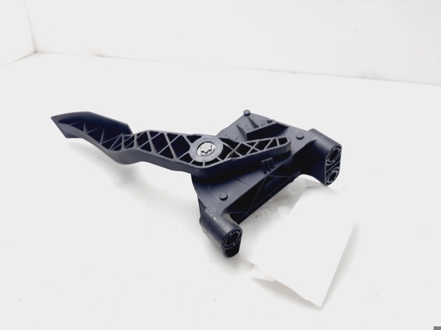 Pedal de acelerador Opel Astra F69