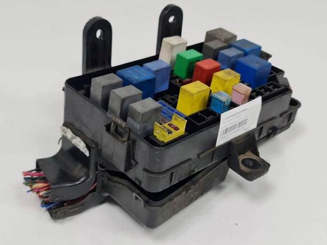 Caja reles Hyundai Terracan  (HP)