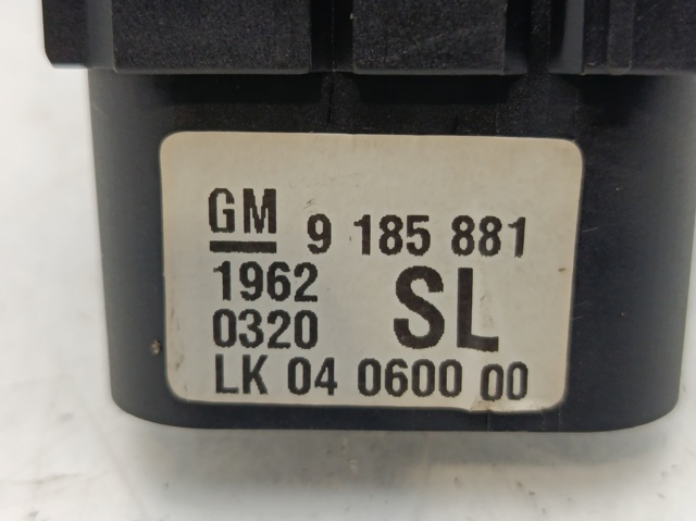9185881 Interruptor de luces en el tablero  en stock Granada
