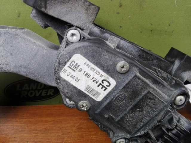 9186724 GM Pedal del acelerador  en stock Huelva