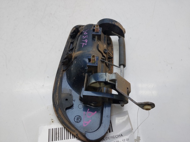 9187669 Manija exterior derecha de puerta trasera  en stock Castellón