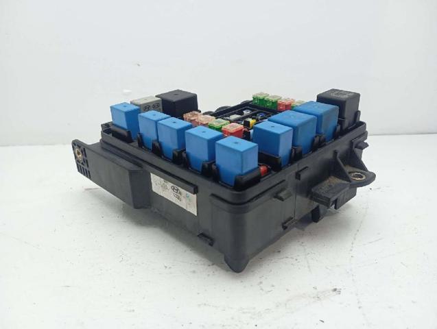 919501H030 HYUNDAI Caja de fusibles  disponible Alicante