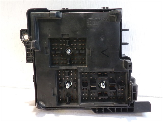 HYUNDAI 919501H030 Caja de fusibles  en stock Valencia