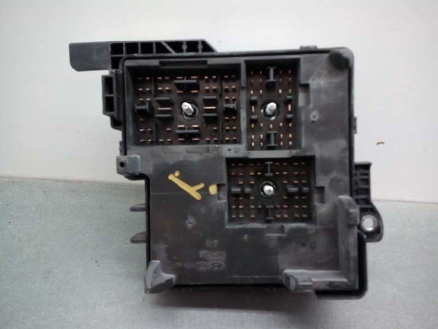 HYUNDAI 919501H030 Caja de fusibles  comprar en Ponferrada