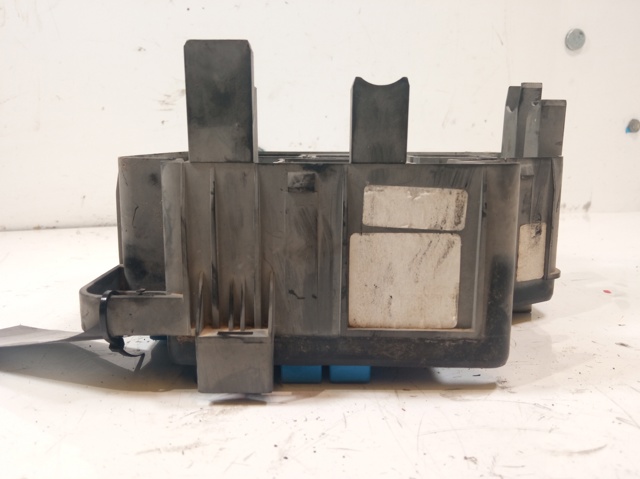 HYUNDAI 919502B100 Caja de fusibles  comprar en Albacete