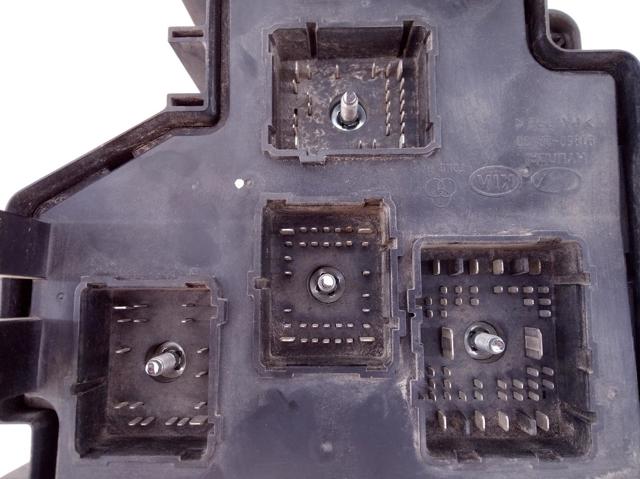 919502B100 HYUNDAI Caja de fusibles  comprar en Lleida