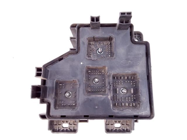 919502B100 Caja de fusibles  disponible Burgos